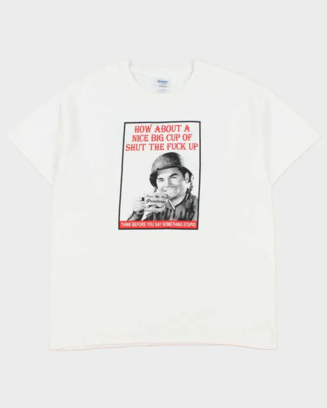 Vintage '05 Y2K Grinders Show Me Pie Kansas City Gildan Ultra Heavyweight Crewneck T-Shirt - L made by Rokit
