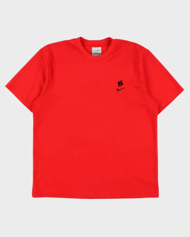 Vintage Y2K 00s Nike Embroidered Silver Tag Made In Canada Crewneck Active T-Shirt - L made by Nike