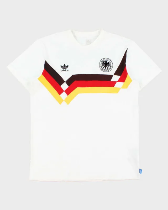 Vintage '90 Adidas Originals Germany Football 2010 Fifa World Cup Heavyweight Crewneck T-Shirt - L made by Adidas
