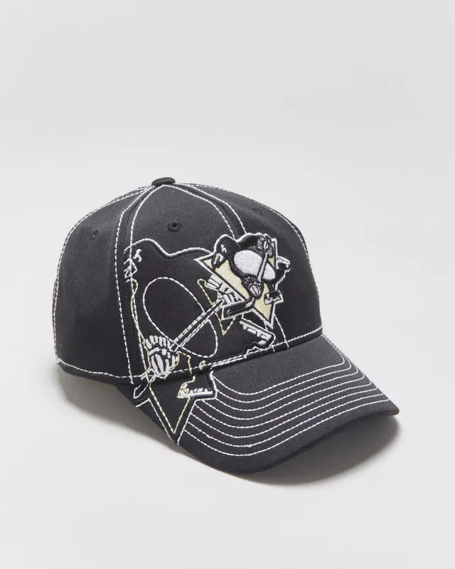 Vintage Reebok Pittsburgh Penguins Centre Ice Embroidered Contrast Stitch Fitmax70 Baseball Cap - S/M made by Reebok