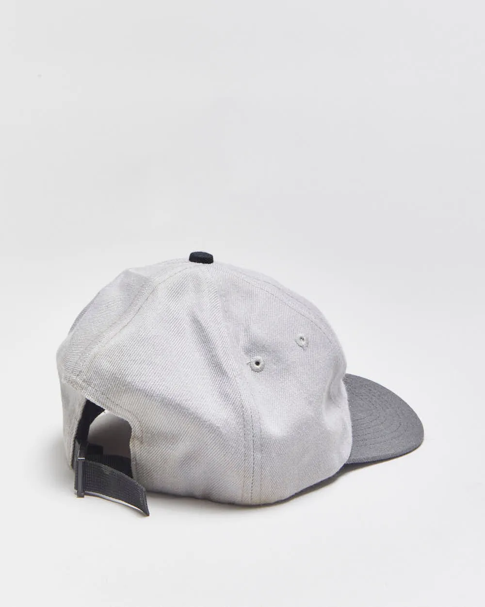 Vintage Independent Truck Company Canvas Clip-Back Baseball Cap - OS sold by Rokit product image thumbnail 2