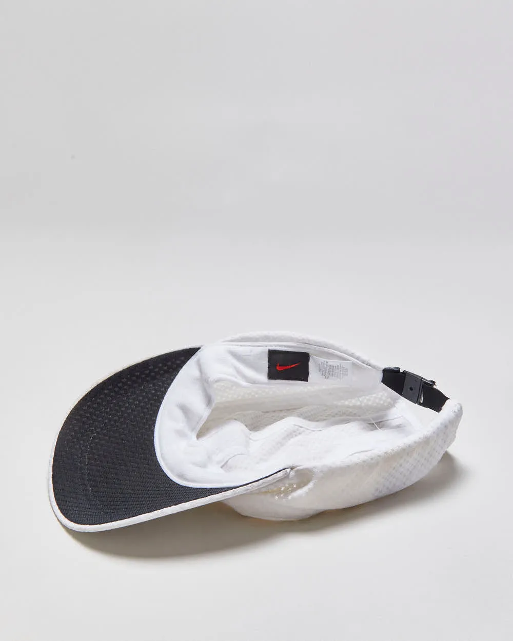 Vintage '2000 Y2K Nike Mesh Shell Curve Brim 5 Panel Tech Cap - M sold by Rokit product image thumbnail 5