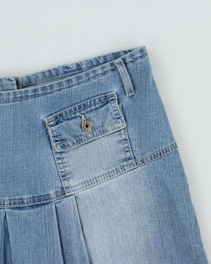 Vintage Y2K 2000s Miss Sixty Pleated Back Lightweight Denim Mini Skirt - S sold by Rokit product image thumbnail 4