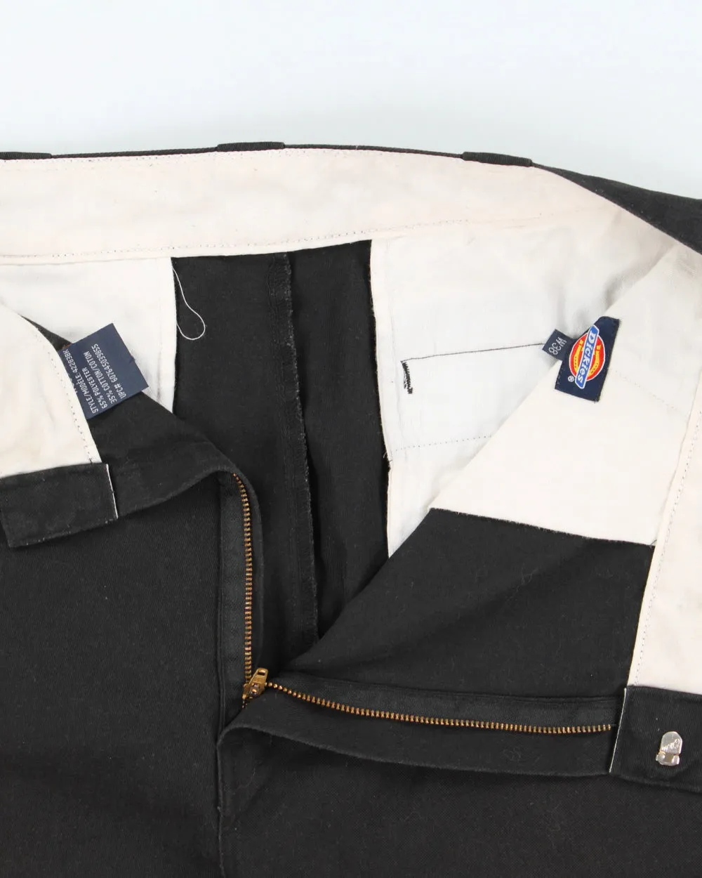 Vintage Dickies Loose Fit 12" Cargo Chino Shorts - W36 sold by Rokit product image thumbnail 5