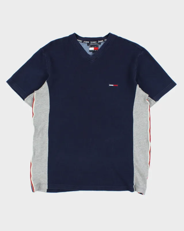 Vintage 2002 Y2K Tommy Jeans Heavyweight Tape V-Neck Waffle T-Shirt - S made by Tommy Hilfiger