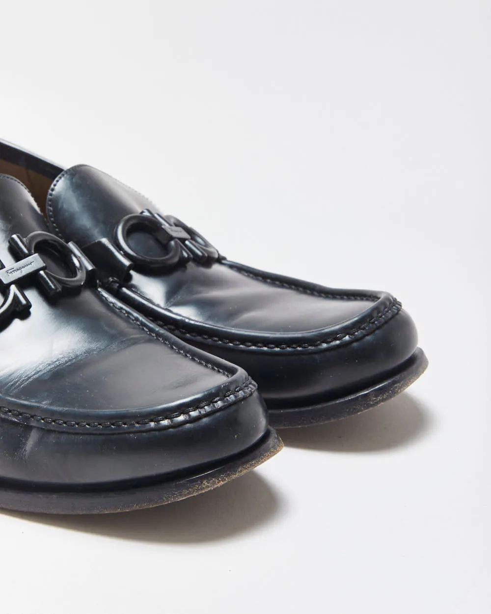 Salvatore Ferragamo Black Gancini Leather Buckle Loafers - UK7.5 sold by Rokit product image thumbnail 5