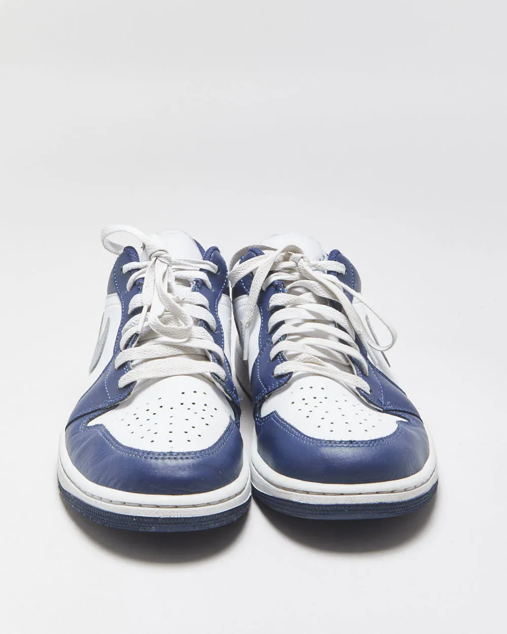 2021 Nike Air Jordan 1 Low 'Wolf Grey/Midnight Navy' Trainers - UK9 sold by Rokit product image thumbnail 3