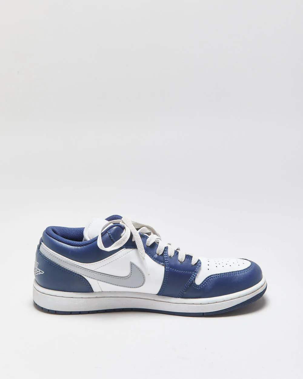 2021 Nike Air Jordan 1 Low 'Wolf Grey/Midnight Navy' Trainers - UK9 sold by Rokit product image thumbnail 2