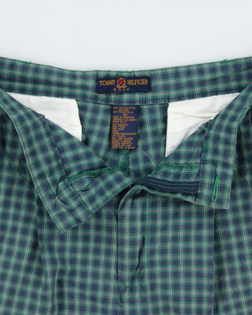 Vintage 1990s Tommy Hilfiger Golf Cotton Checked Shorts - W35 sold by Rokit product image thumbnail 5