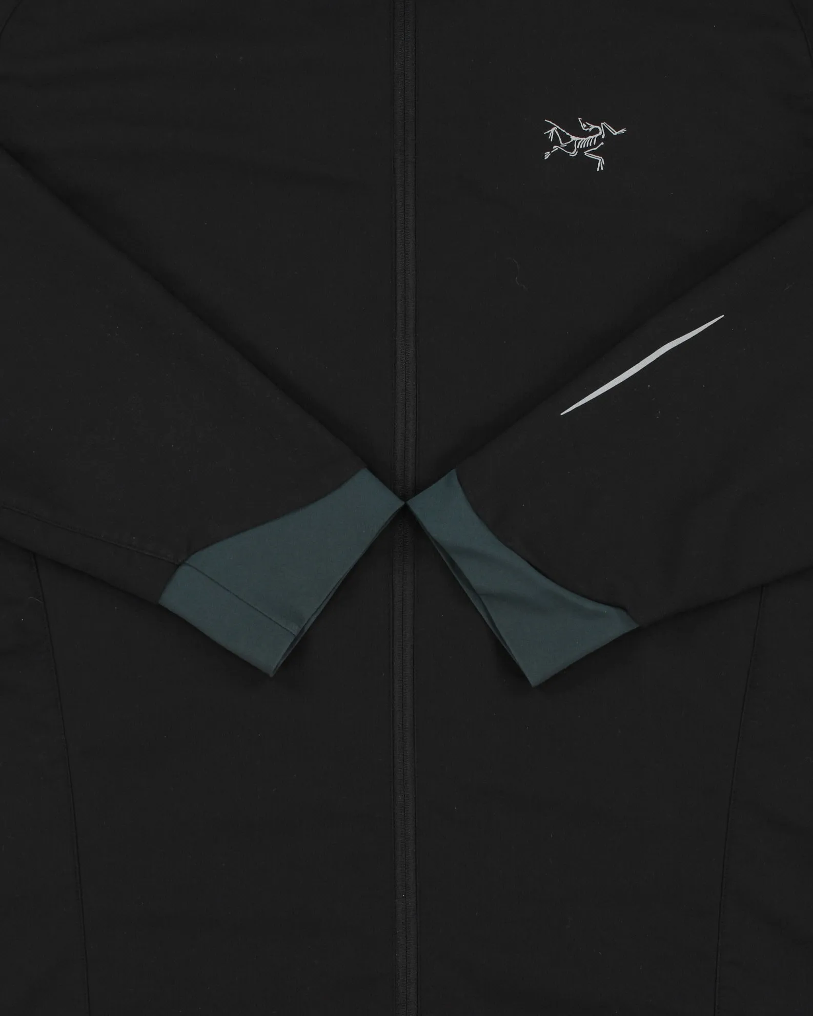 Vintage Arc'teryx Gamma MX Lightweight Soft Shell Technical Windproof Jacket - XL sold by Rokit product image thumbnail 4