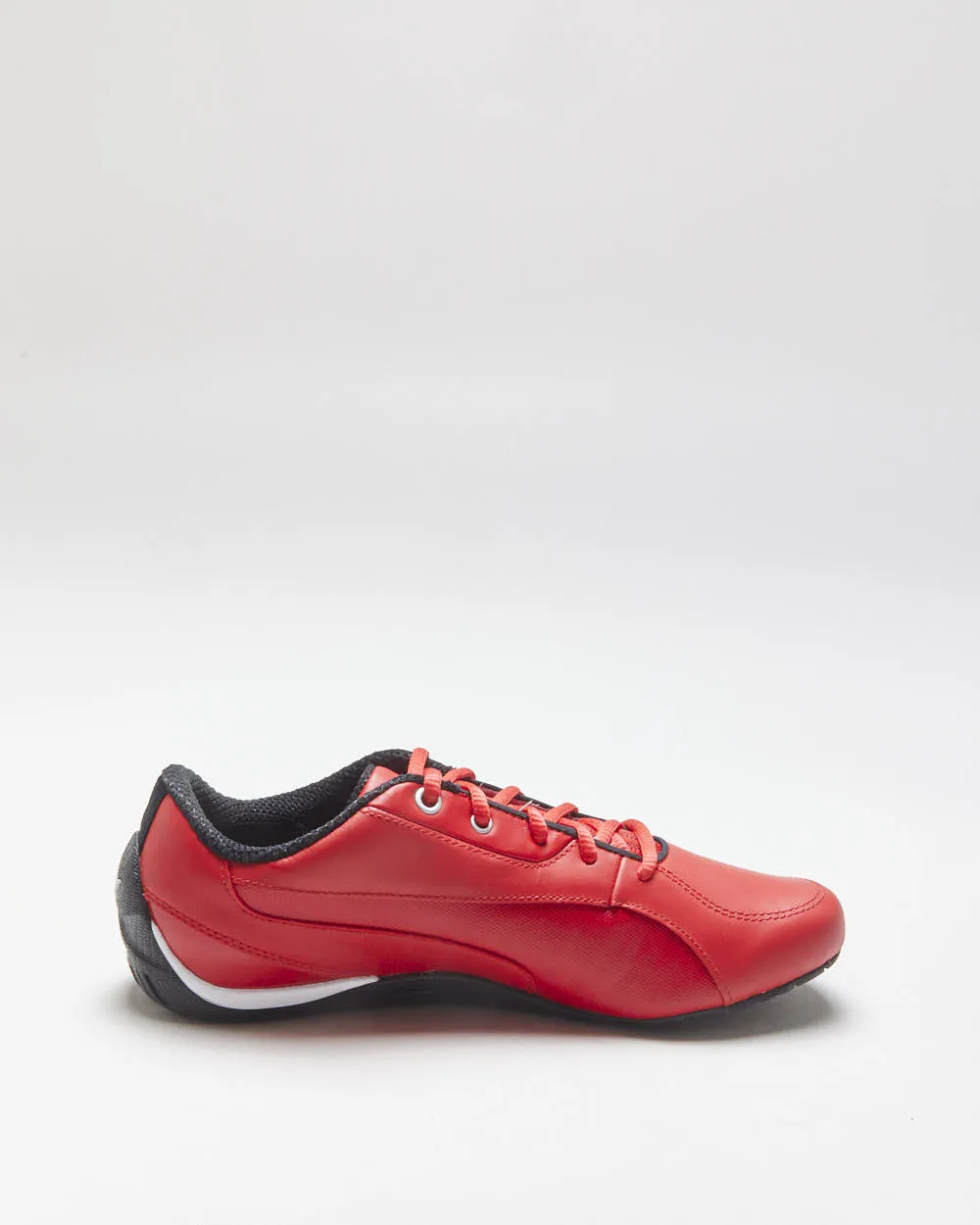 DS Puma Scuderia Ferrari Drift Cat 5 NM Trainers - UK6.5 sold by Rokit product image thumbnail 2