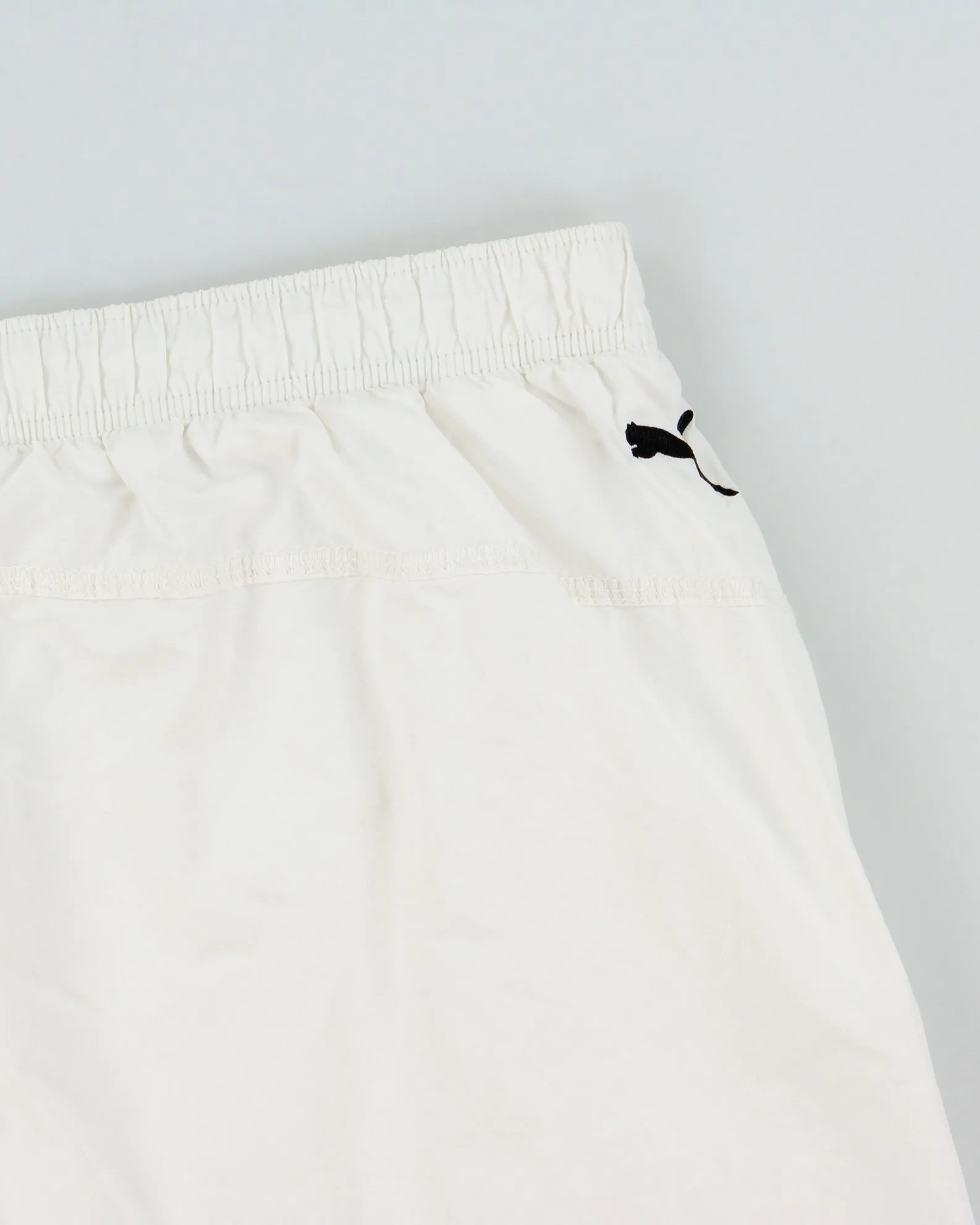 Vintage Y2K 00s Puma Multi-Pocket Relaxed Fit 3/4 Length Swim Shorts - XL sold by Rokit product image thumbnail 4