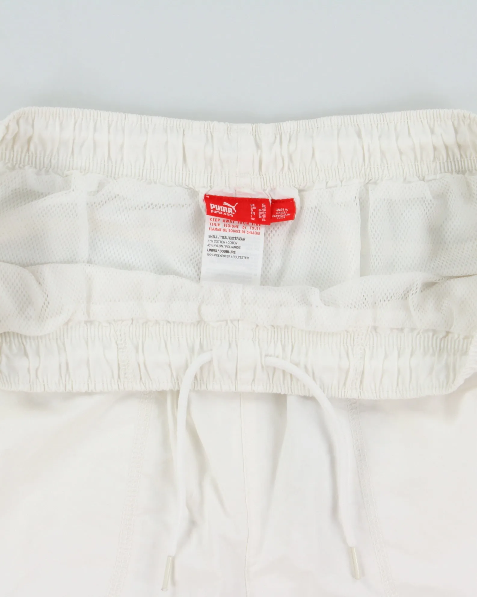 Vintage Y2K 00s Puma Multi-Pocket Relaxed Fit 3/4 Length Swim Shorts - XL sold by Rokit product image thumbnail 5