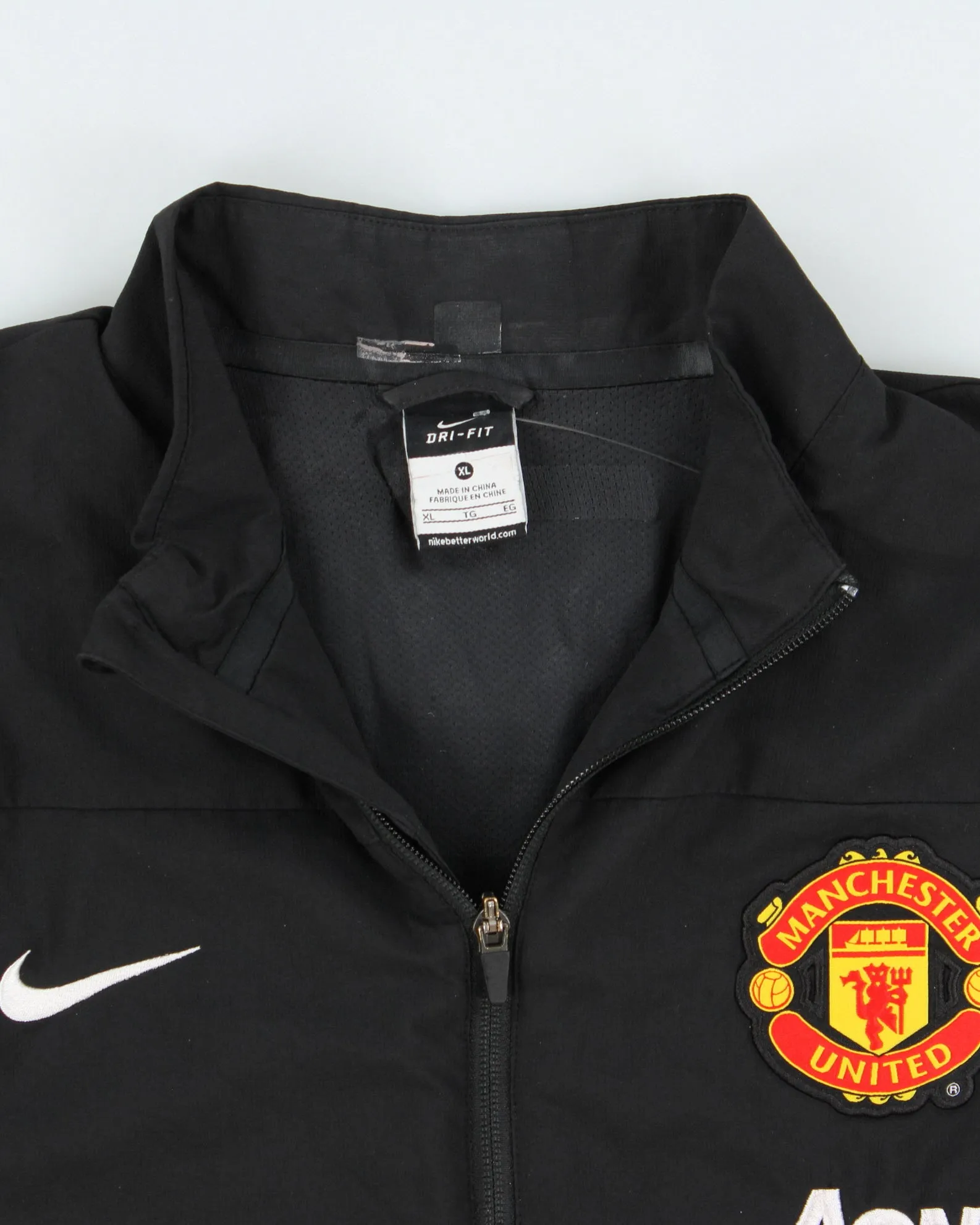 2011-12 Nike Manchester United FC Dri-Fit Soft Shell Football Track Jacket - XL sold by Rokit product image thumbnail 5