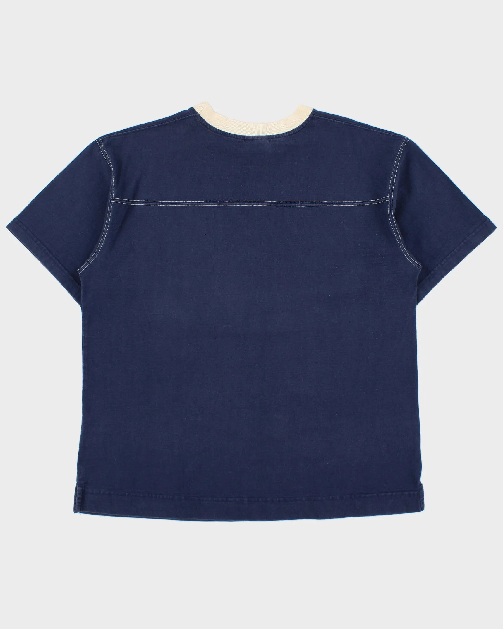 Vintage 1990s Fila Heavyweight Contrast Stitch Made In Canada Crewneck T-Shirt - L sold by Rokit product image thumbnail 2