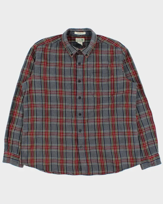 Vintage L.L. Bean 'Traditional Fit' Flannel Shirt - L made by L.L. Bean