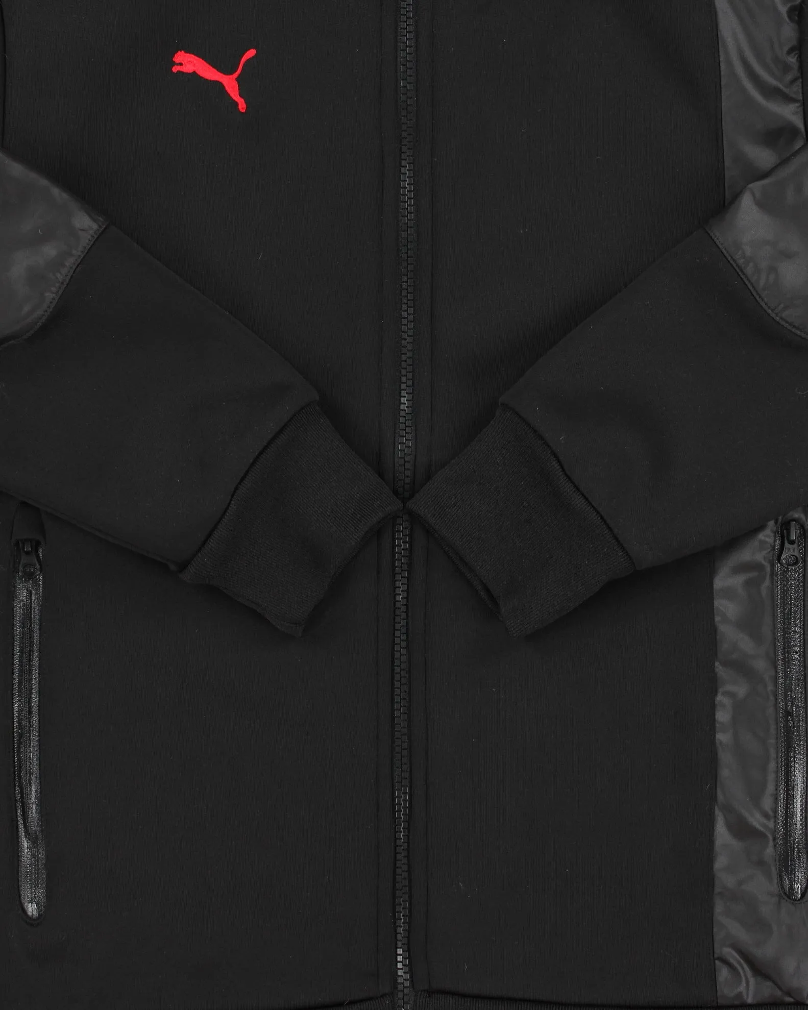Vintage Puma Scuderia Ferrari Soft Shell F1 Racing Track Jacket - S sold by Rokit product image thumbnail 4