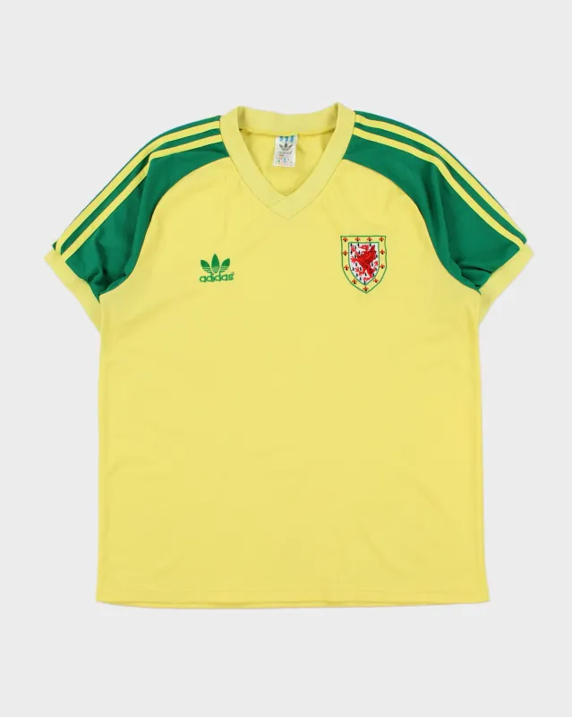 Vintage 1980-82 Adidas Originals Wales Retro Short Sleeve Away Football Shirt - L made by Adidas