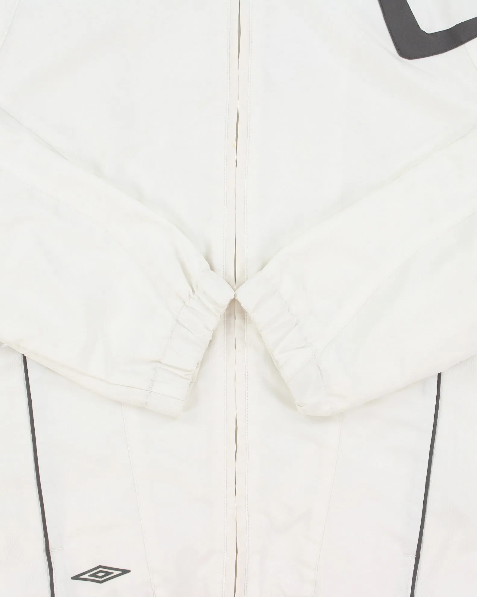 Vintage Y2K 00s Umbro SX Soft Shell Football Track Jacket - S sold by Rokit product image thumbnail 4