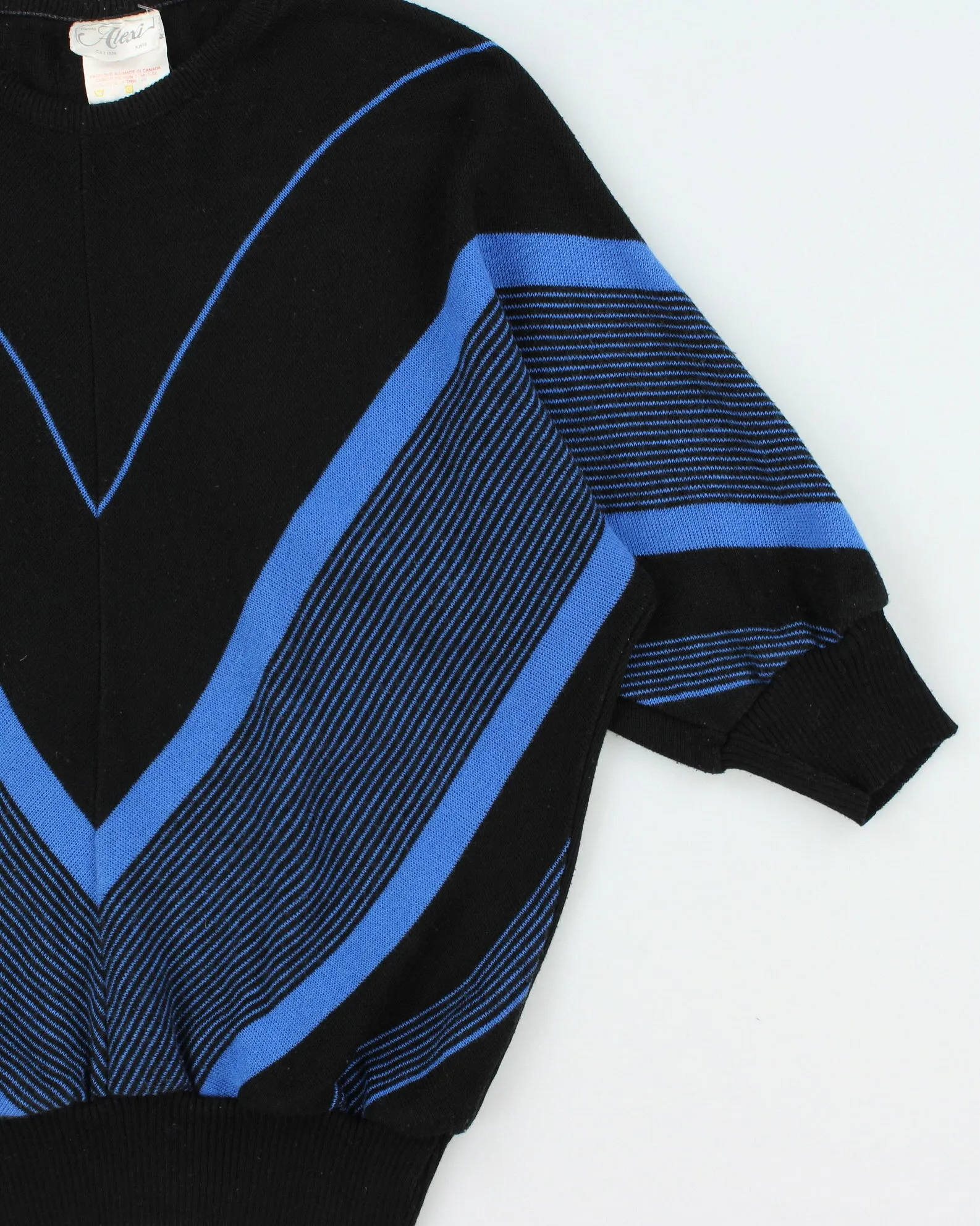 Vintage 1980s Alexi Batwing 3/4 Length Sleeve Jumper - M sold by Rokit product image thumbnail 3