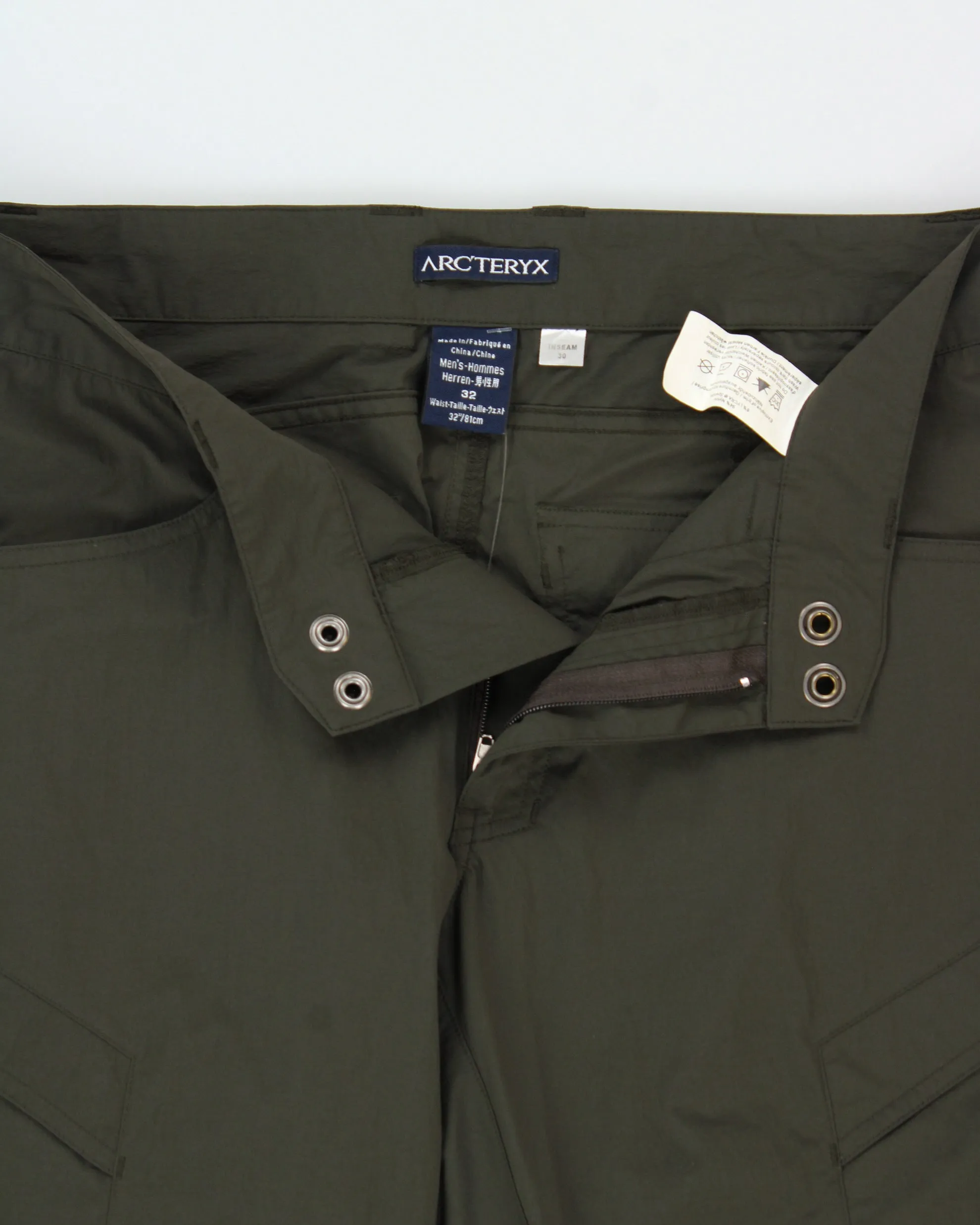 Vintage Y2K 00s Arc'teryx Khaki Gamma Mid-Rise Soft Shell Relaxed Fit Straight Leg Hiking Trousers - W32 L30 sold by Rokit product image thumbnail 5