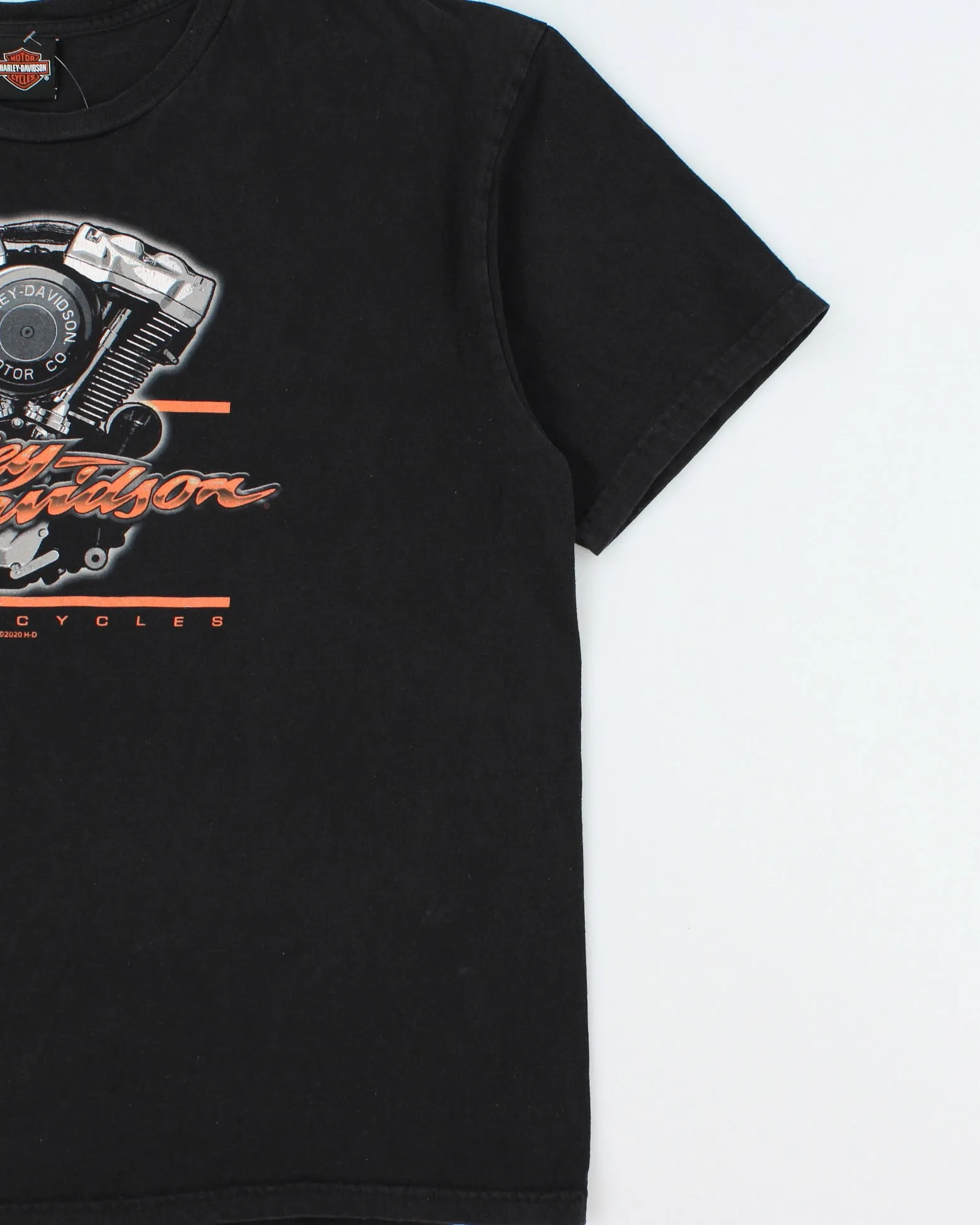 Vintage Harley Davidson Heavyweight Barnes Victoria, B.C Crewneck T-Shirt - XXL sold by Rokit product image thumbnail 3