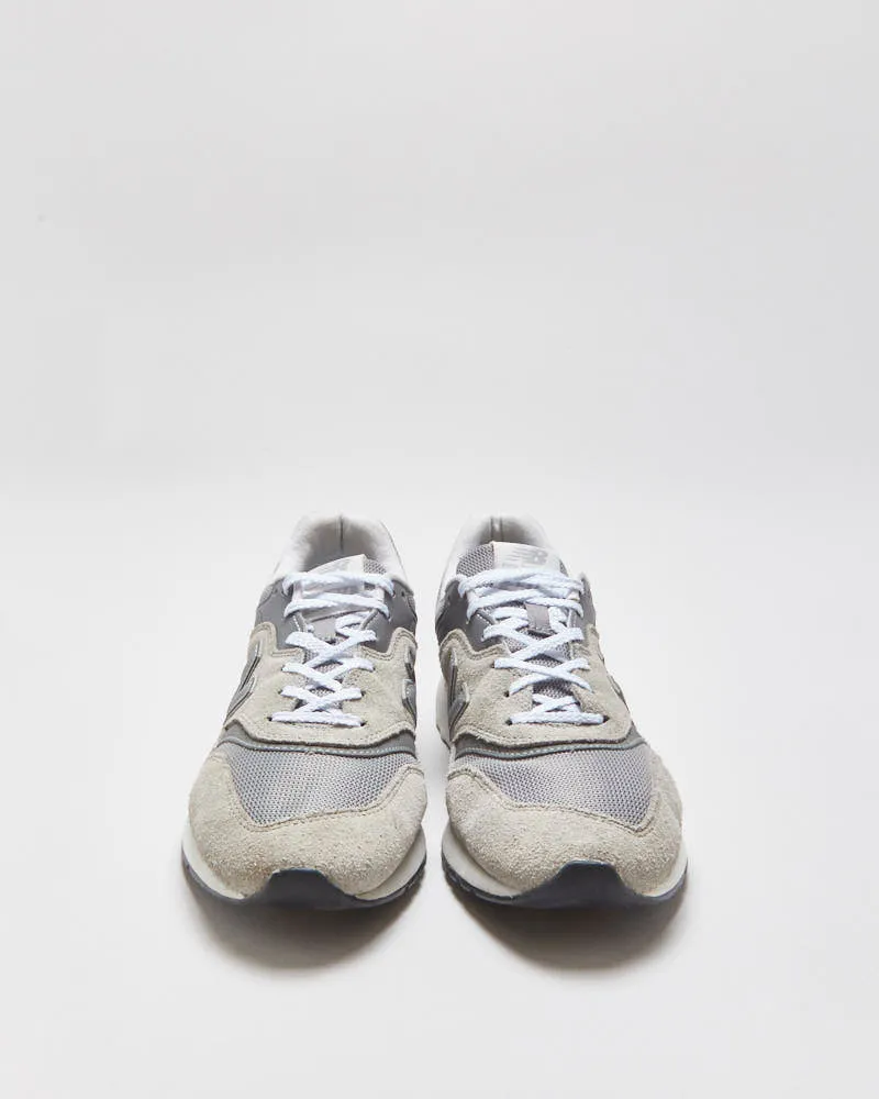 2021 New Balance 997H Grey Suede Trainers - UK9 sold by Rokit product image thumbnail 3
