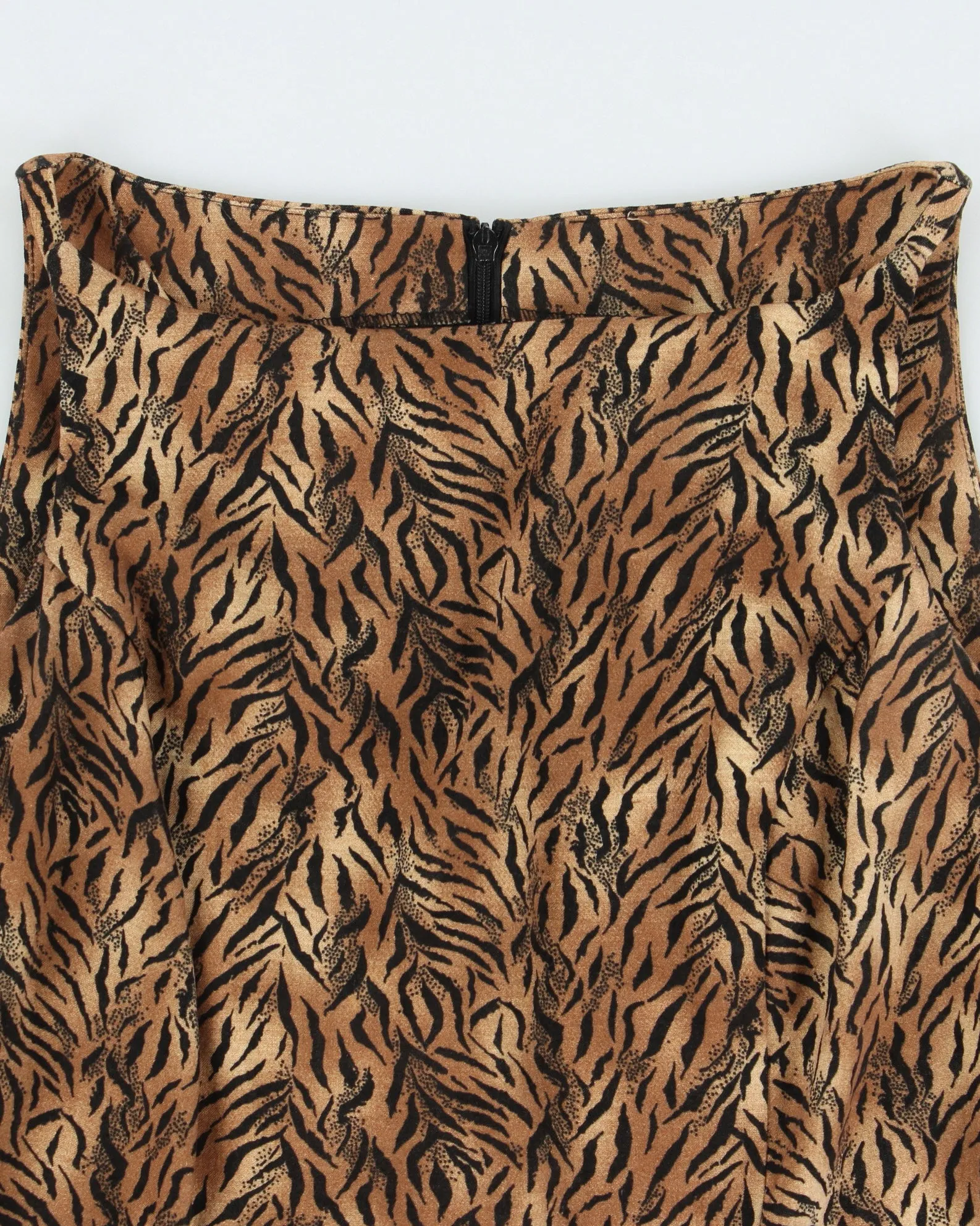 Vintage 1990s Azzara Animal Print Boat Neck Mini Dress - S sold by Rokit product image thumbnail 4