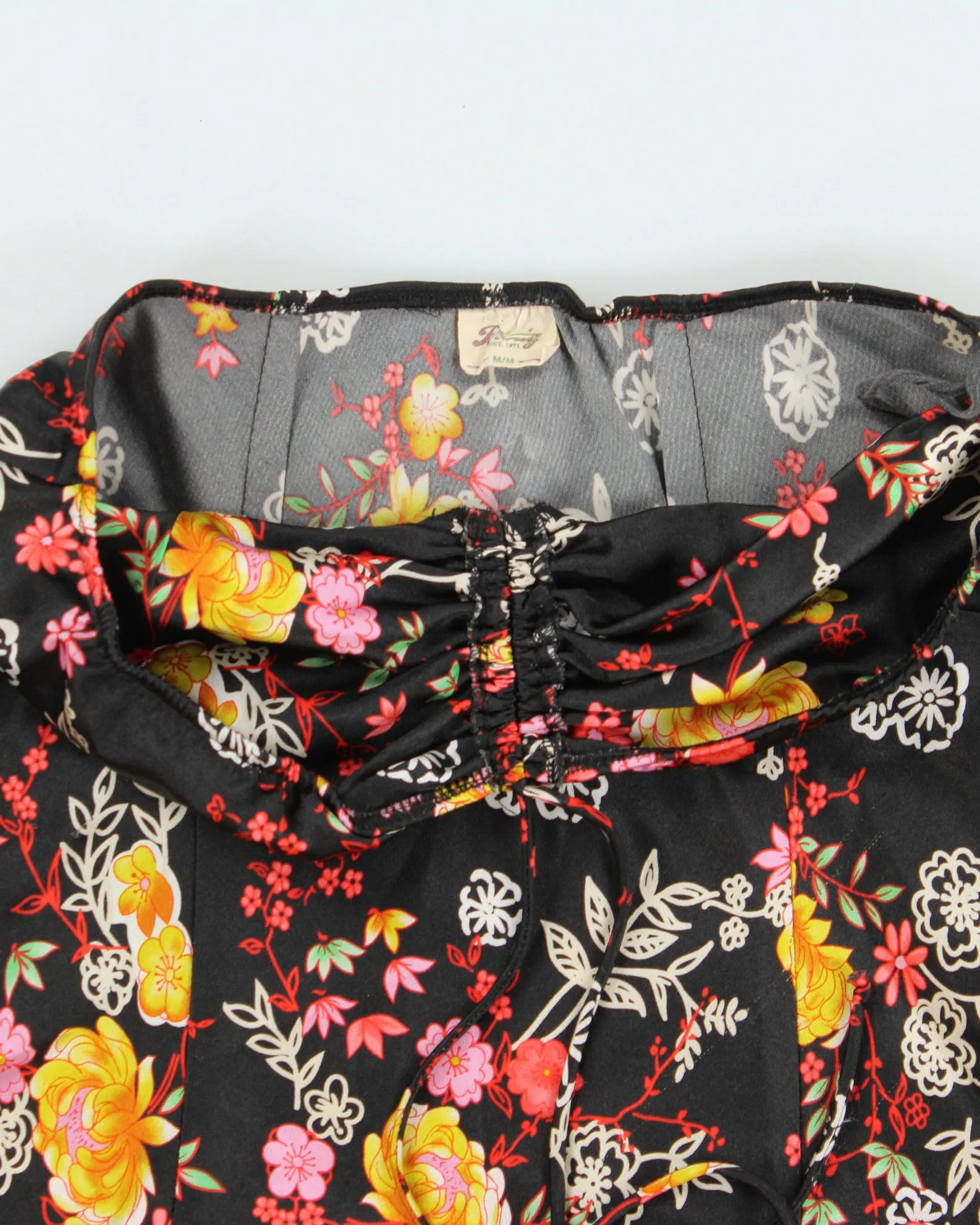 Vintage Y2K 2000s Brody Floral Satin Halter Neck Asymmetric Hem Top - M sold by Rokit product image thumbnail 5