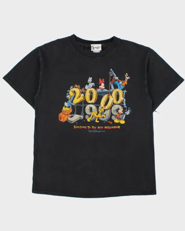 Vintage 2000 Disney Heavyweight Millennium Walt Disney World Crewneck T-Shirt - L made by Disney