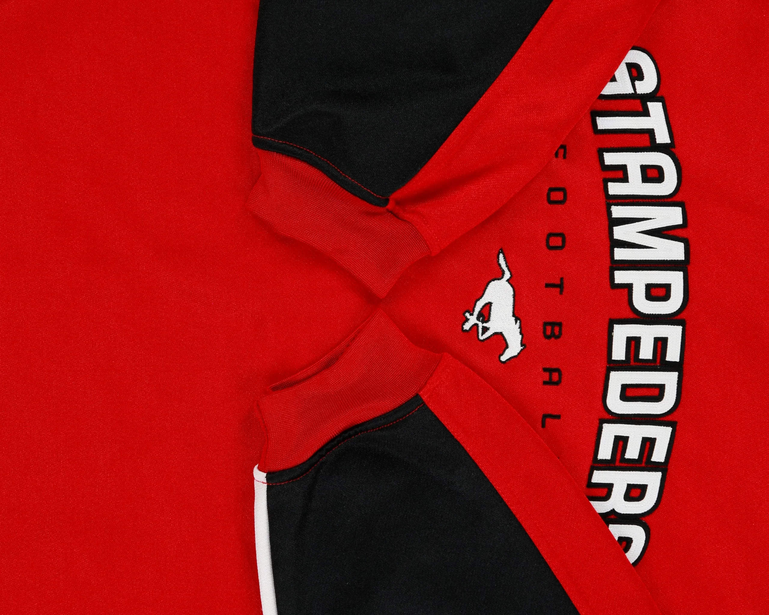 Vintage 2004 Y2K Reebok Calgary Stampeders Embroidered CFL Satin Crewneck Sweatshirt - XL sold by Rokit product image thumbnail 4