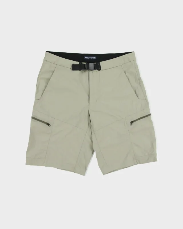 Vintage Arc'teryx Soft Shell technical Shorts - W31 made by Arc'teryx