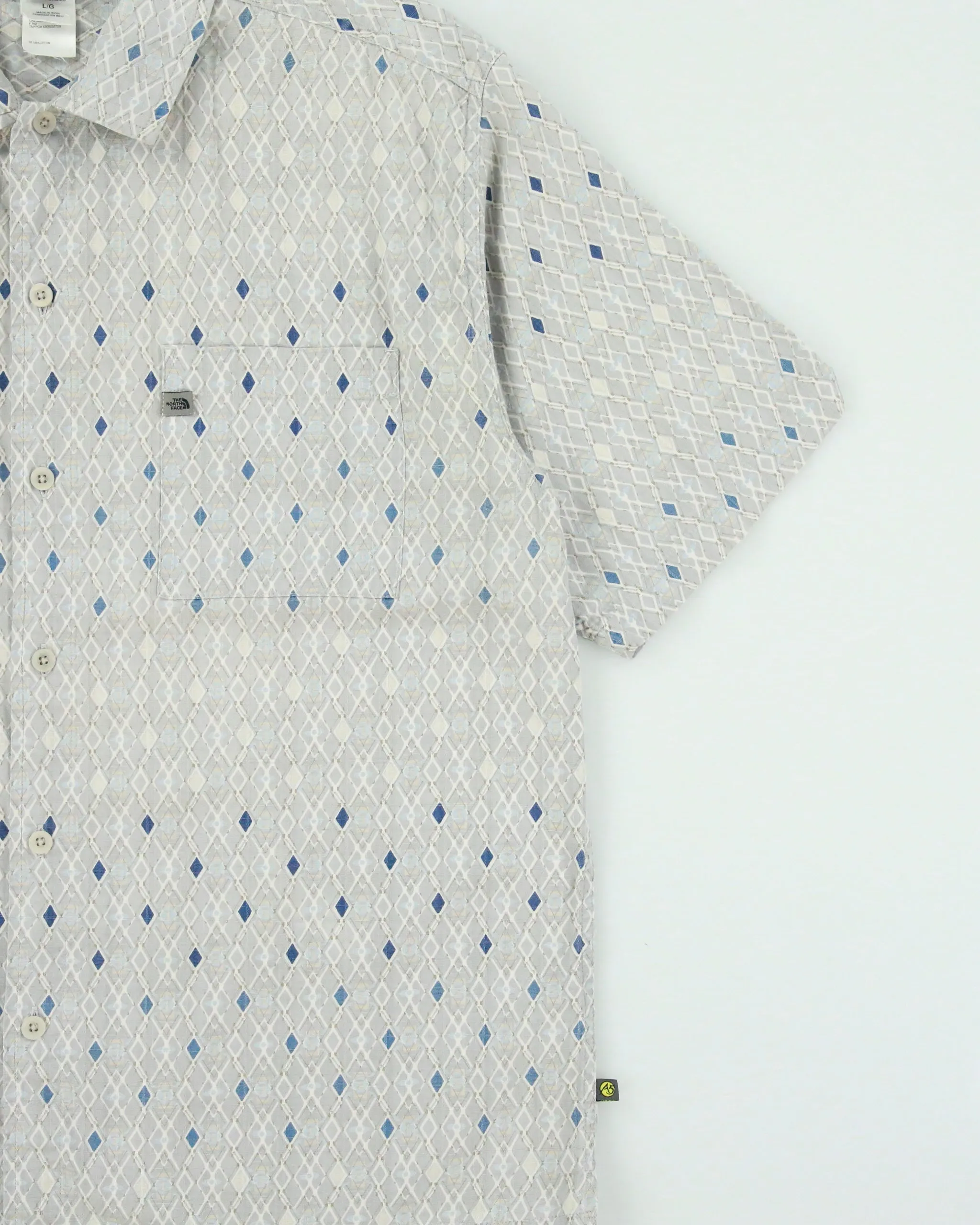 Vintage Y2K 00s The North Face A5 Series Diamond Patterned Short Sleeve Shirt - L sold by Rokit product image thumbnail 3