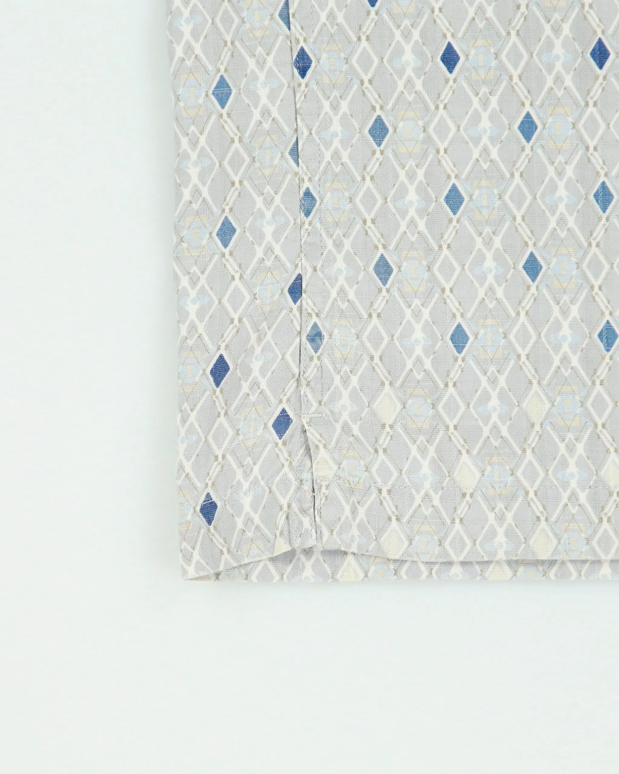 Vintage Y2K 00s The North Face A5 Series Diamond Patterned Short Sleeve Shirt - L sold by Rokit product image thumbnail 4