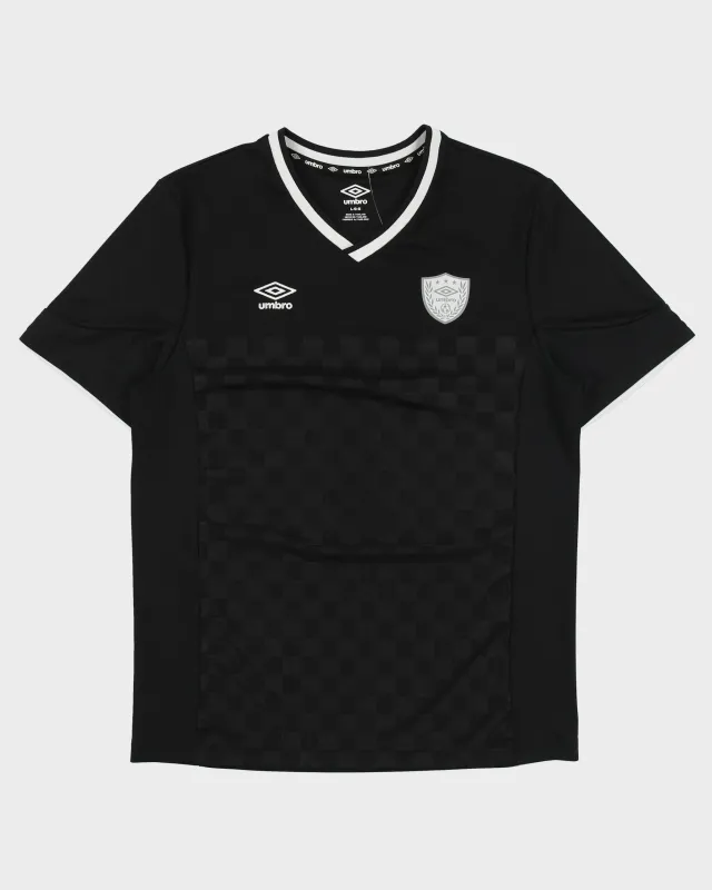 Vintage Umbro Embroidered Classic Check Short Sleeve Football Shirt - L made by Umbro