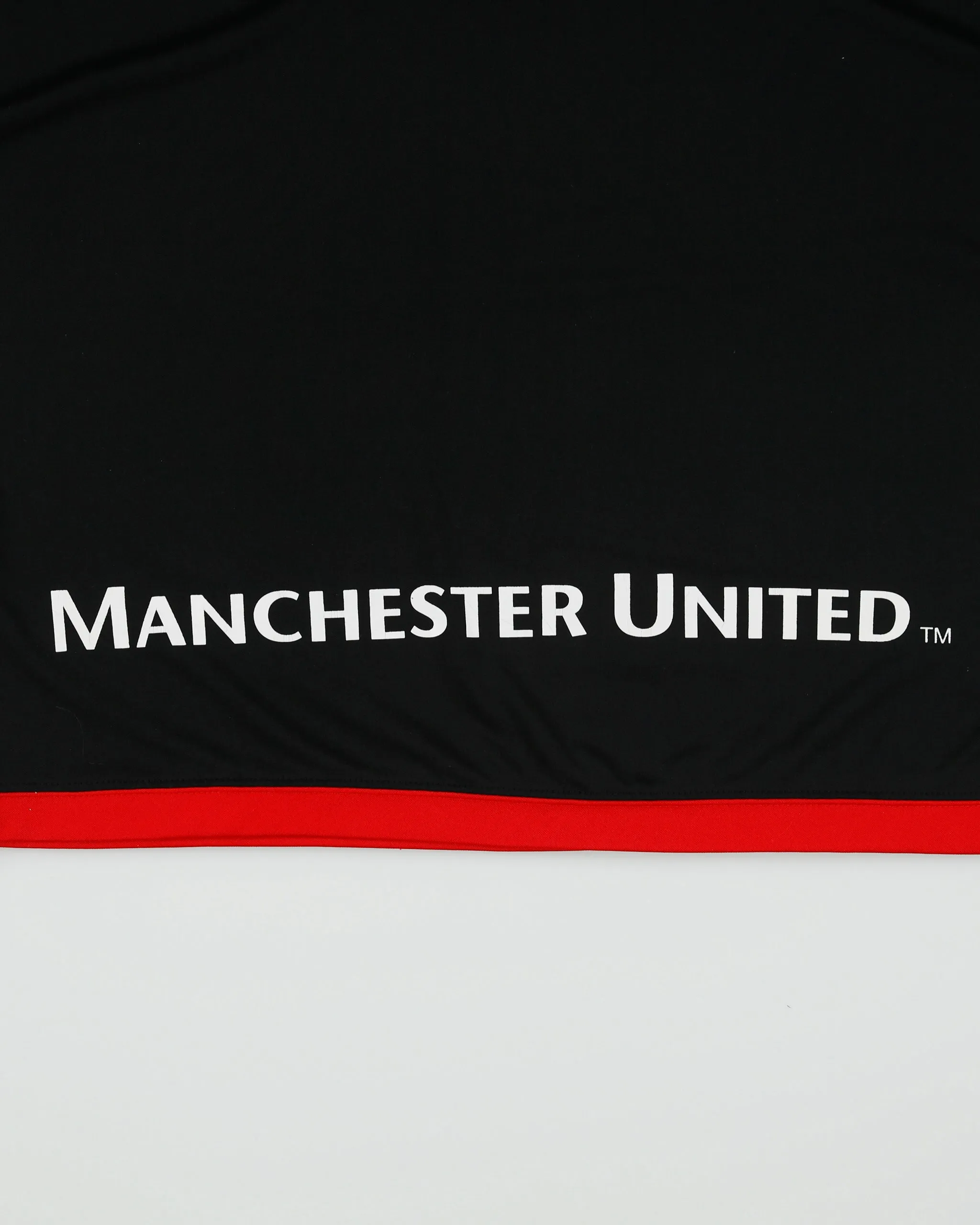 Vintage Y2K 00s Manchester United FC Short Sleeve Supporters Football Shirt - L sold by Rokit product image thumbnail 4