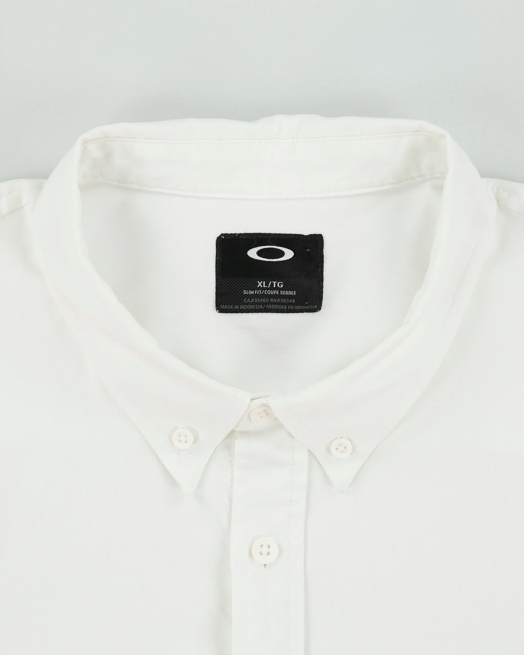 Vintage Oakley Soft Shell Slim Fit Short Sleeve Pocket Shirt - XL sold by Rokit product image thumbnail 5