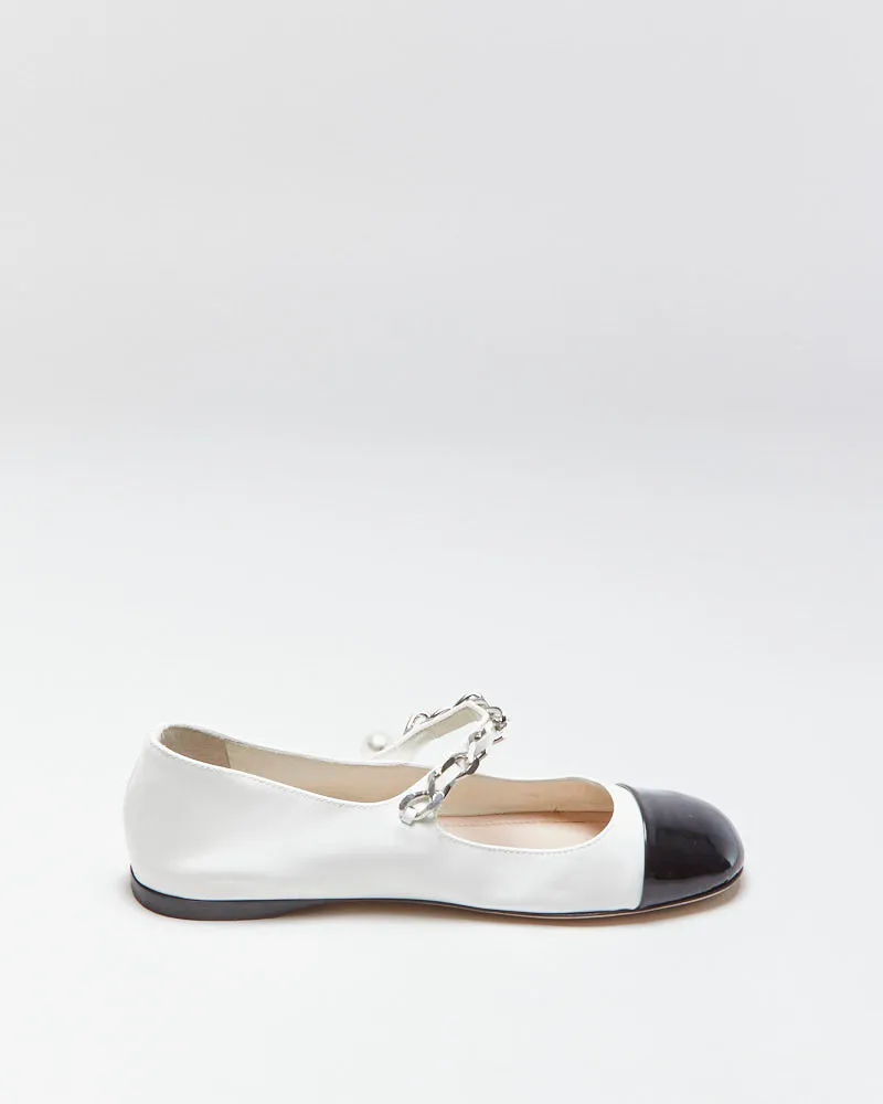 Miu Miu Pearl Chain Strap Patent Leather Mary Jane Ballet Flats - UK3 sold by Rokit product image thumbnail 2