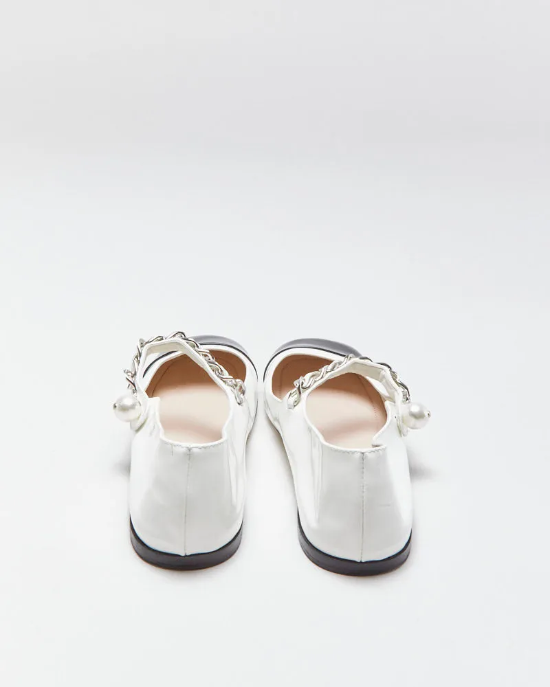 Miu Miu Pearl Chain Strap Patent Leather Mary Jane Ballet Flats - UK3 sold by Rokit product image thumbnail 4