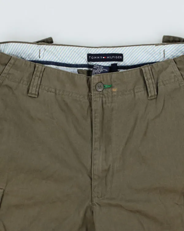 Tommy Hilfiger Cargo Shorts - W32 sold by Rokit product image thumbnail 3