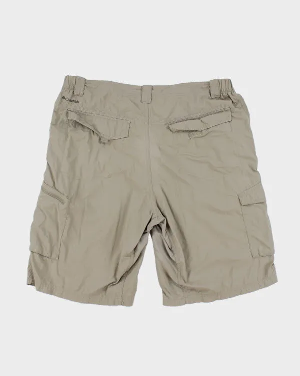 Vintage Columbia Lightweight Hiking Shorts - W36 L10 sold by Rokit product image thumbnail 2