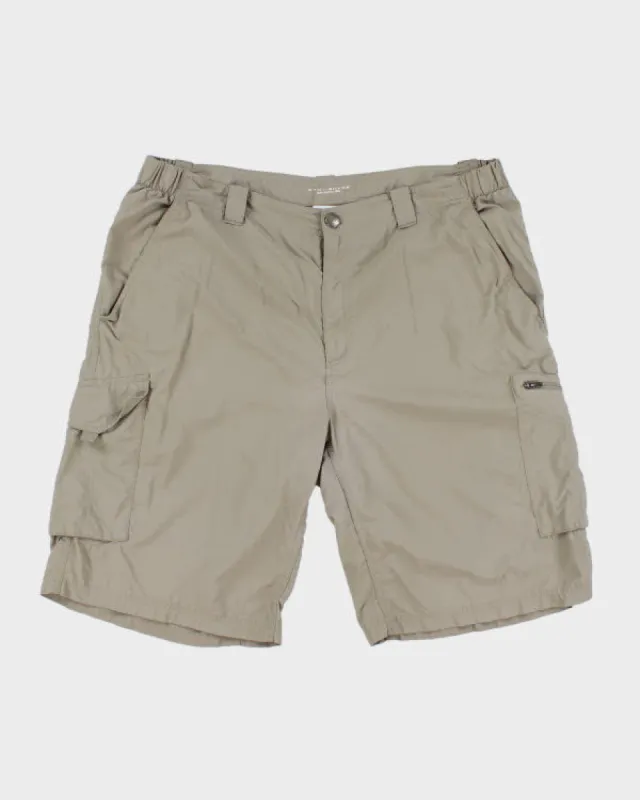 Vintage Columbia Lightweight Hiking Shorts - W36 L10 sold by Rokit