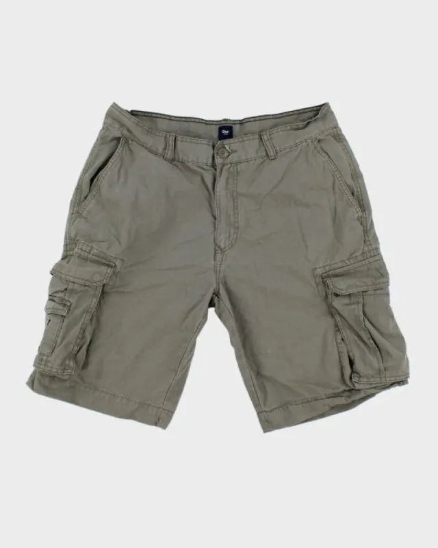 Vintage GAP Heavyweight Cargo Shorts - W35 L11 sold by Rokit