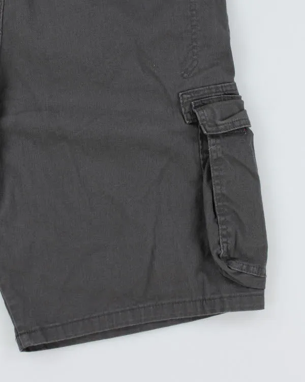 Vintage Wrangler Elasticated Baggy Cargo Shorts - W38 L9 sold by Rokit product image thumbnail 4