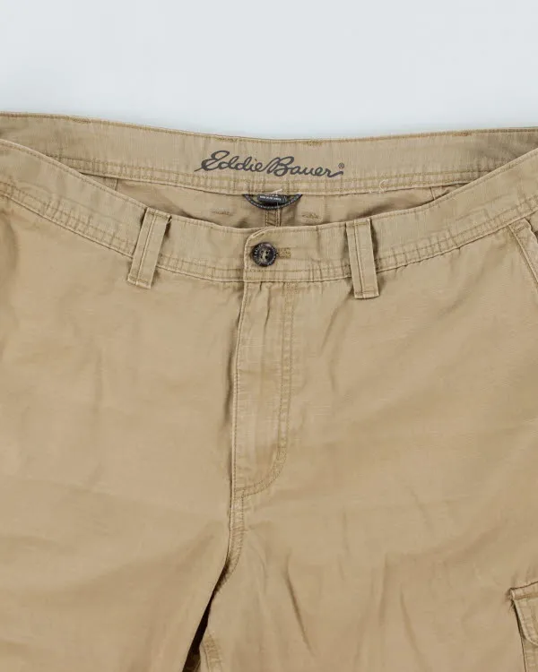 Vintage 2000's Eddie Bauer Cargo Shorts - W38 L10 sold by Rokit product image thumbnail 3