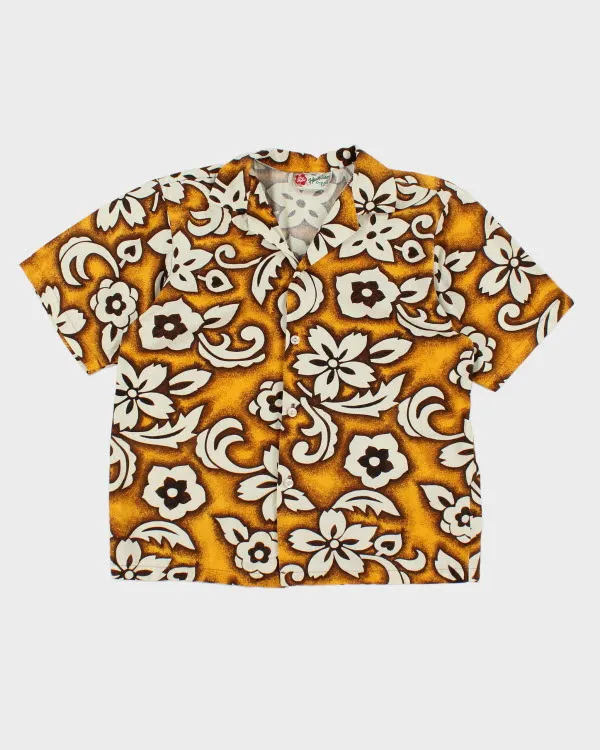 Vintage Hilo Hattie Hawaiian Shirt - S sold by Rokit