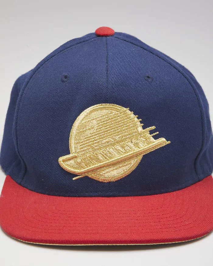 Mitchell & Ness Canucks Snapback sold by Rokit product image thumbnail 3
