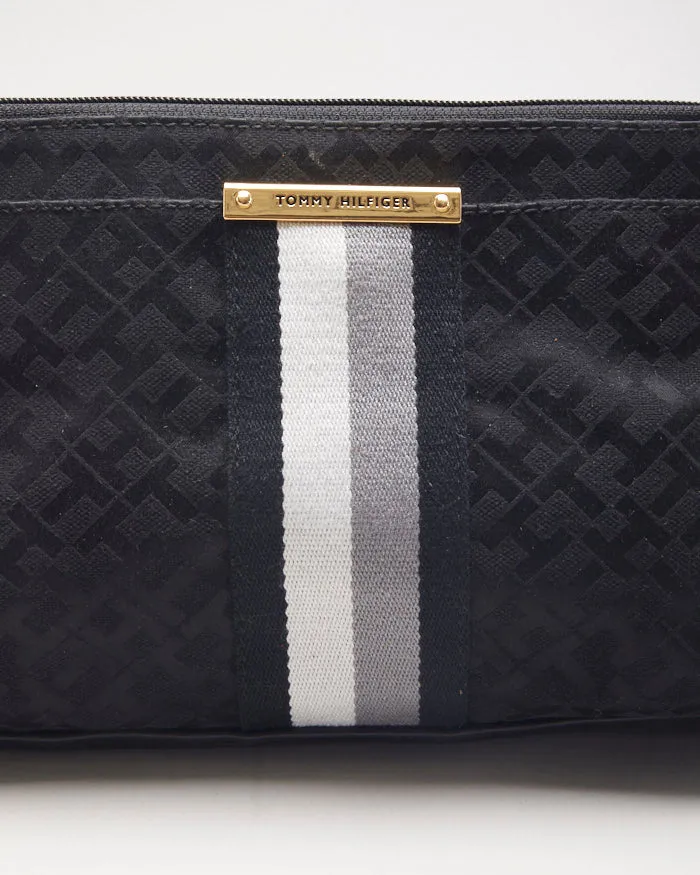 Tommy Hilfiger Black Cross-body Bag sold by Rokit product image thumbnail 3