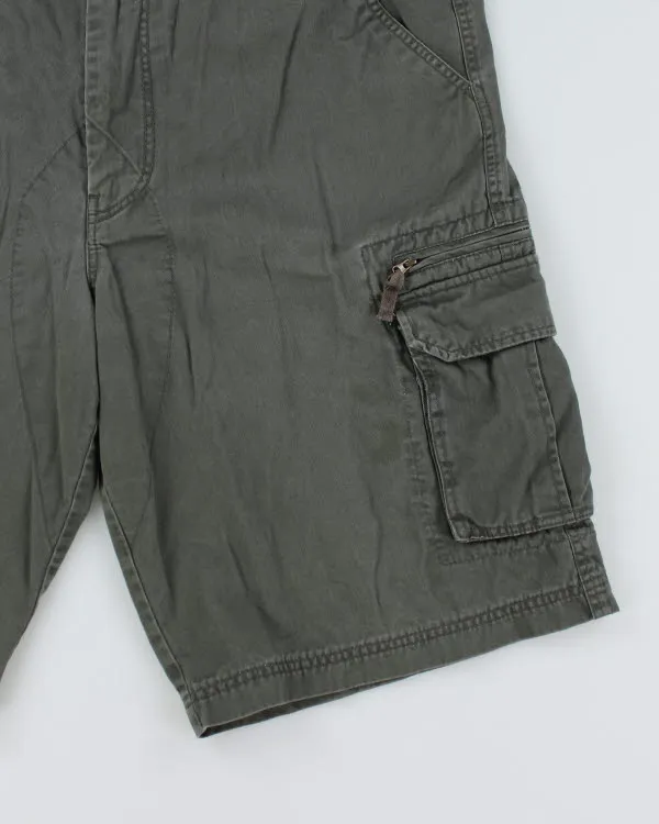 Vintage Baggy Fit Cargo Shorts - W40 L12 sold by Rokit product image thumbnail 4