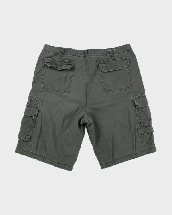 Vintage Baggy Fit Cargo Shorts - W40 L12 sold by Rokit product image thumbnail 2